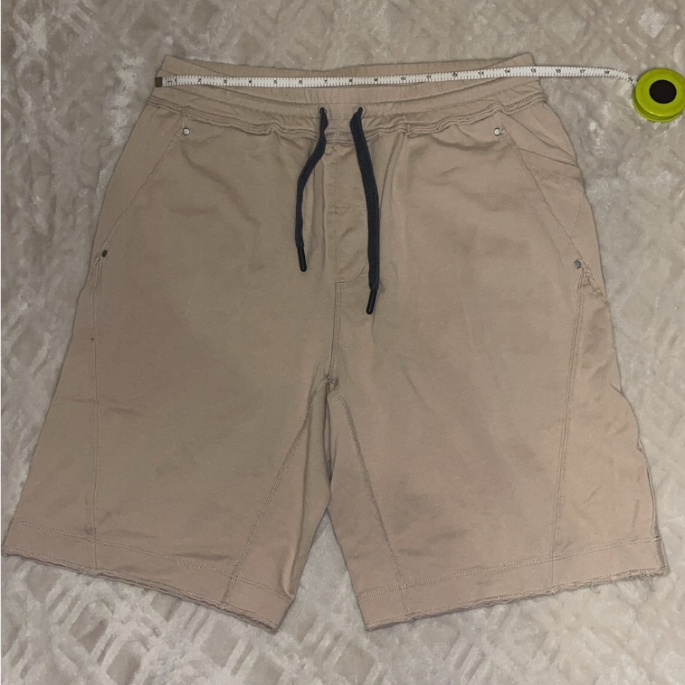 Men's Lululemon Drawstring Shorts